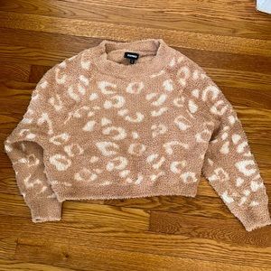 Women’s soft cropped Express sweater size XS